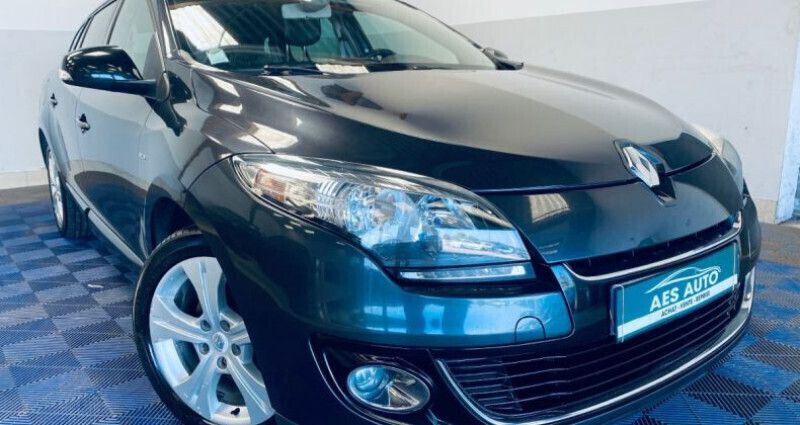 Gris Utilisé 2012 Renault Mégane GrandTour Bose Edition Break | 7 990 € - Image 1/2