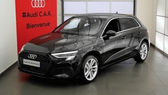 Noir mythe métallisé Utilisé 2024 Audi A3 Sportback e-tron Business Berline | 37 900 € (Prix juste) - Image 1/4