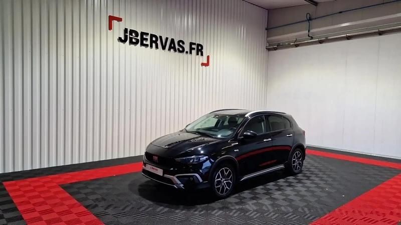 Noir Occasion 2022 Fiat Tipo Cross Berline | 14 990 € (Prix juste) - Image 1/4