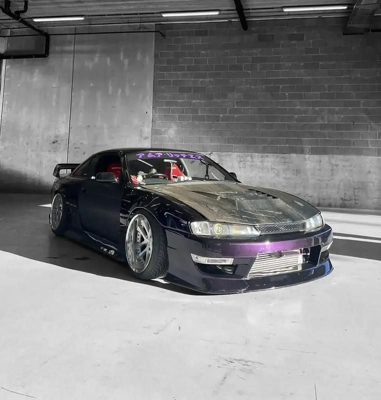 Mauve Occasion 1999 Nissan 200 SX S Coupé | 35 999 € - Image 1/4