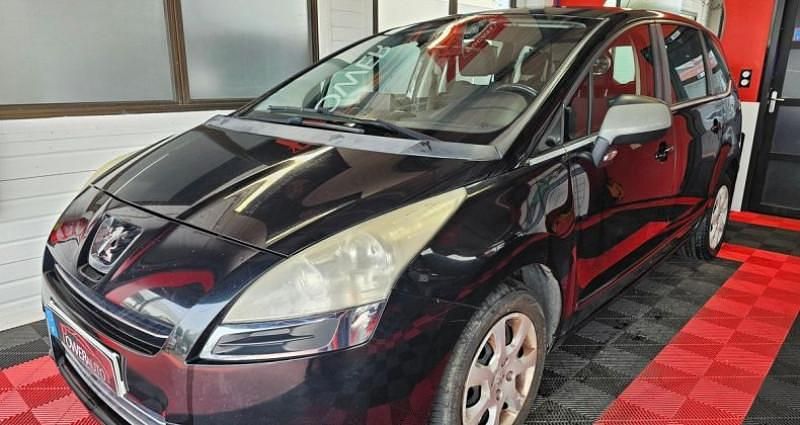 Utilisé 2011 Peugeot 5008 Monospace | 4 990 € (Prix assez cher) - Image 1/4