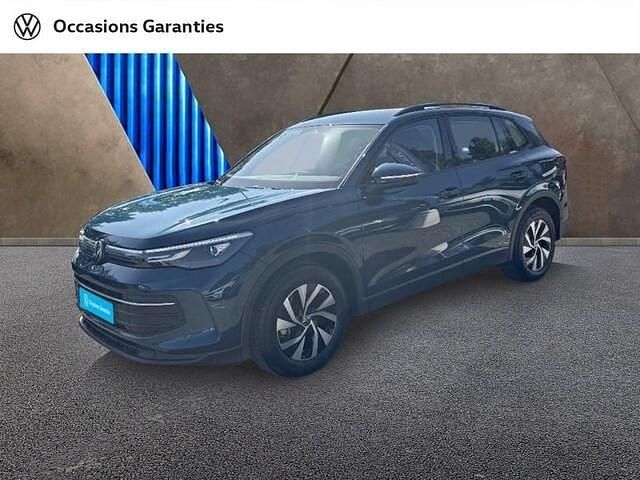 Utilisé 2025 VW Tiguan Life SUV | 37 289 € (Prix juste) - Image 1/4