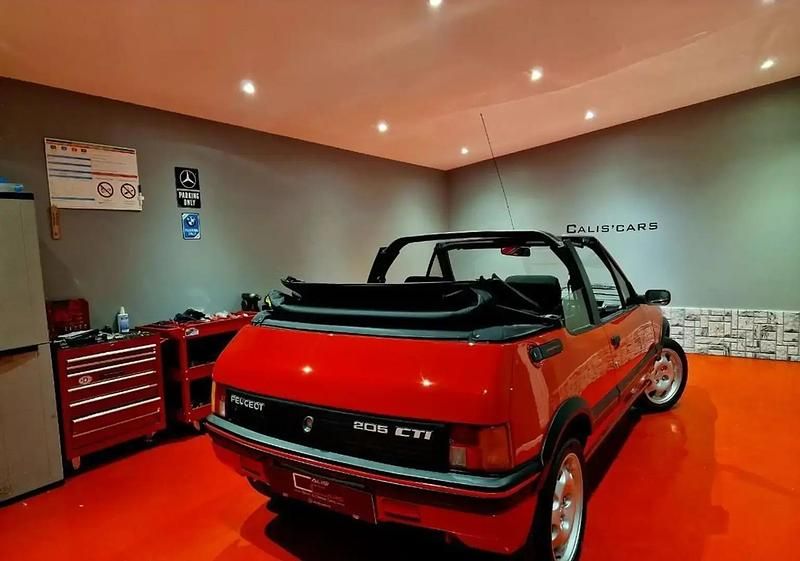 Occasion Peugeot 205 106 ch (77 kW) 1987 Rouge Cabriolet
