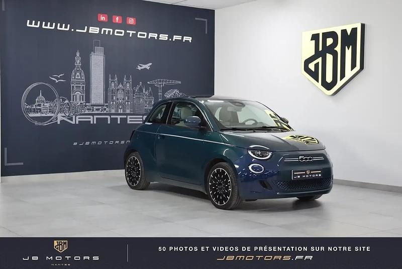 Bleu Utilisé 2020 Fiat 500e La Prima Berline | 15 790 € (Prix juste) - Image 1/4
