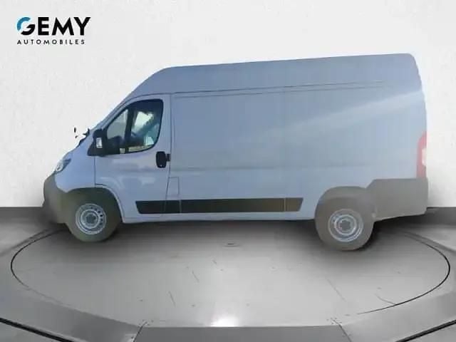 Nouvelle Peugeot Boxer S 2025 Blanc icy teinte pastel Van