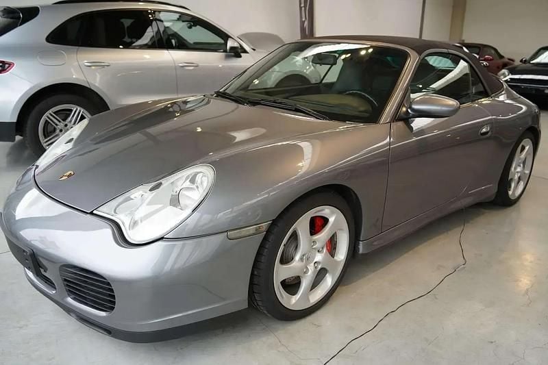 Gris Occasion 2004 Porsche 996 Cabriolet | 49 500 € - Image 1/4