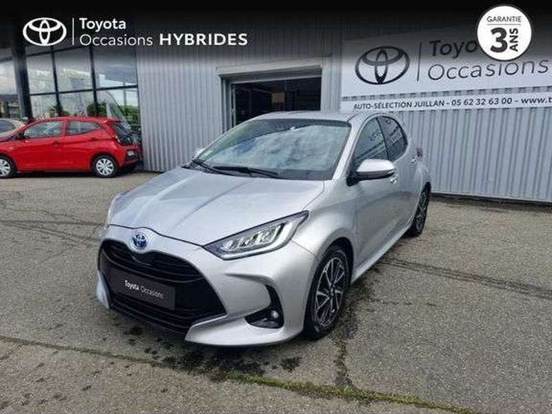 Utilisé 2022 Toyota Yaris Hybrid Design Berline | 18 490 € (Prix juste) - Image 1/1