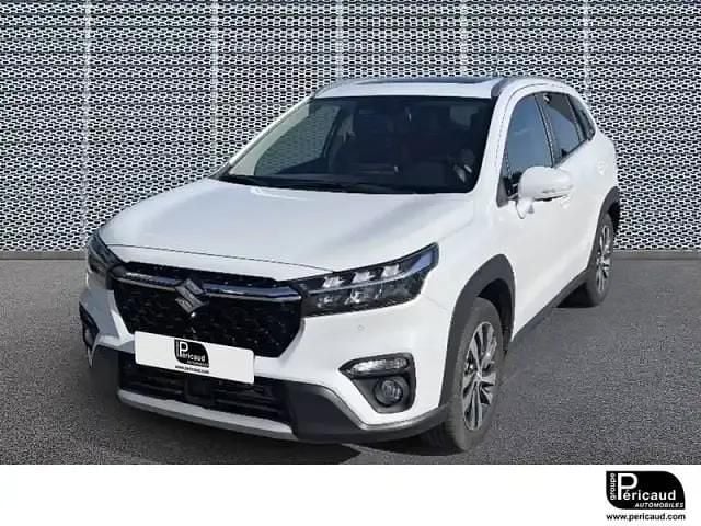 Blanc Utilisé 2022 Suzuki SX4 S-Cross | 20 990 € - Image 1/4