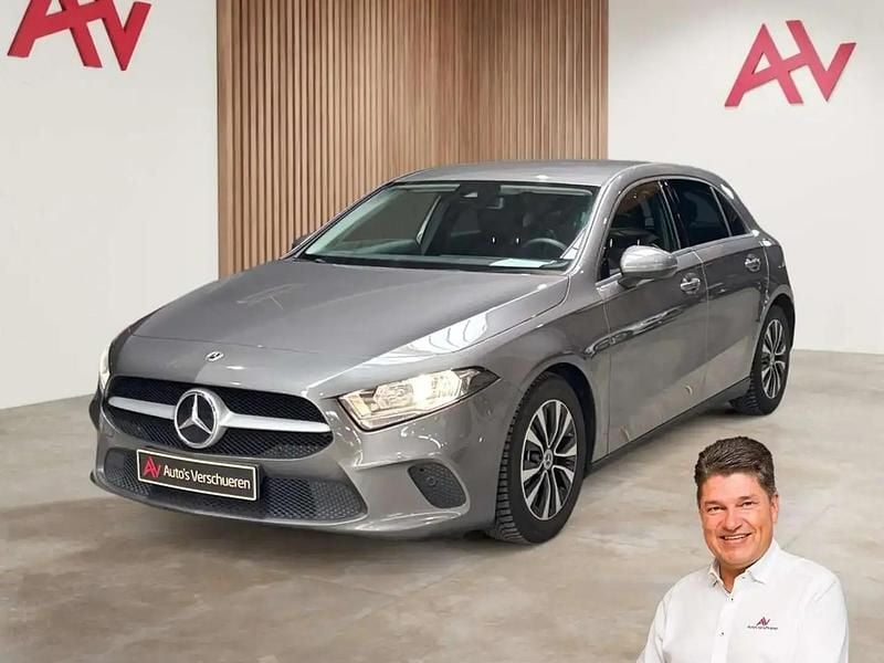 Gris Utilisé 2021 Mercedes A160 Business Berline | 19 490 € (Super prix) - Image 1/4