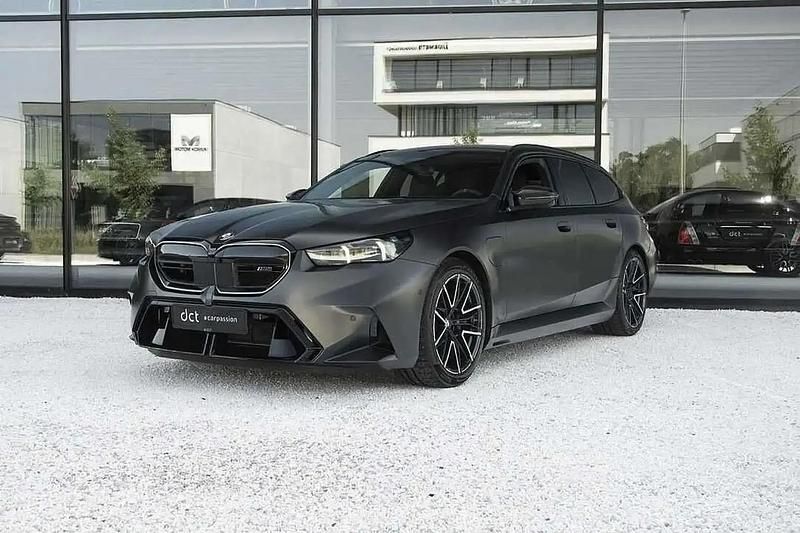 Gris Utilisé 2025 BMW M5 Sport Line Break | 157 900 € - Image 1/4
