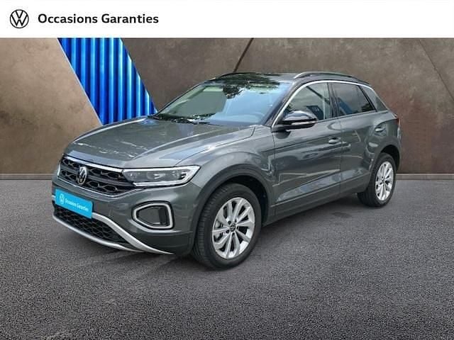 Utilisé 2023 VW T-Roc Life SUV | 22 990 € (Prix juste) - Image 1/4