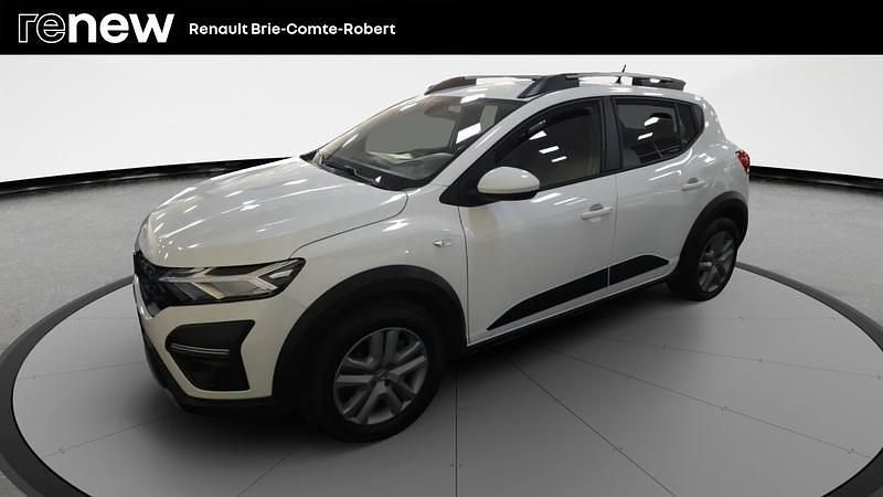 Blanc Utilisé 2022 Dacia Sandero Comfort Citadine | 13 470 € (Prix juste) - Image 1/4