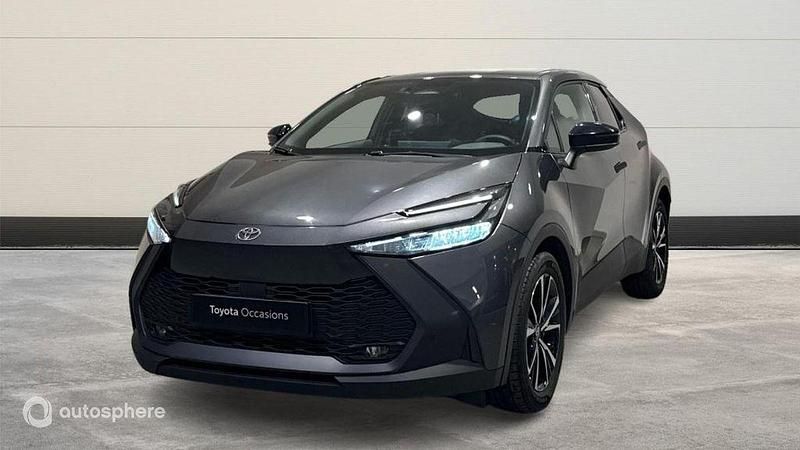 Gris Nouvelle 2024 Toyota C-HR Design SUV | 29 490 € (Super prix) - Image 1/4