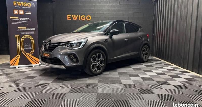 Utilisé 2022 Renault Captur Intens SUV | 17 890 € (Super prix) - Image 1/4