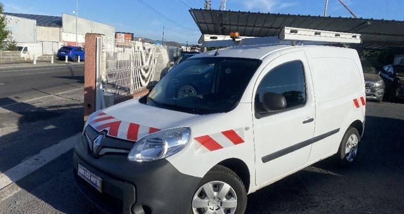 Utilisé 2021 Renault Kangoo Monospace | 8 490 € (Prix juste) - Image 1/4