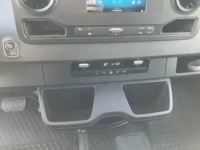 Occasion Mercedes Sprinter 170 ch (125 kW) 2023 Blanc arctique Van