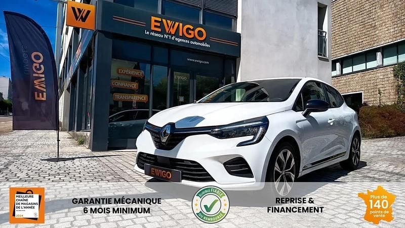 Utilisé 2023 Renault Clio V Evolution Citadine | 12 480 € (Bon prix) - Image 1/4