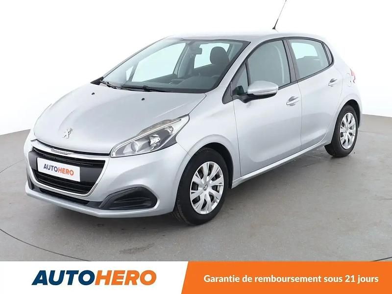 Gris Utilisé 2015 Peugeot 208 Active Citadine | 7 490 € (Prix juste) - Image 1/2