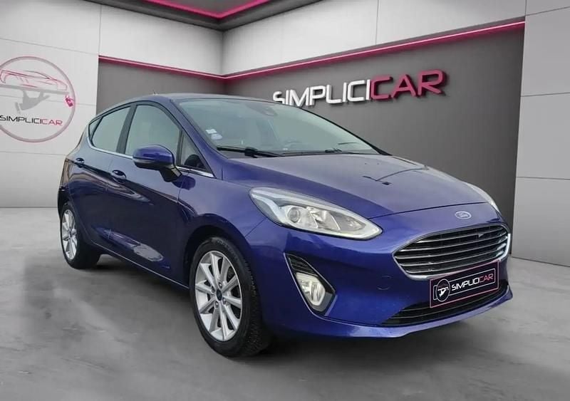 Bleu Occasion 2017 Ford Fiesta Berline | 9 980 € (Bon prix) - Image 1/4