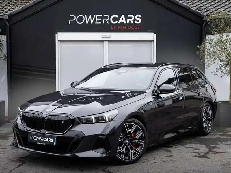 Gris Occasion 2025 BMW i5 M Sport Break | 61 900 € (Super prix) - Image 1/4
