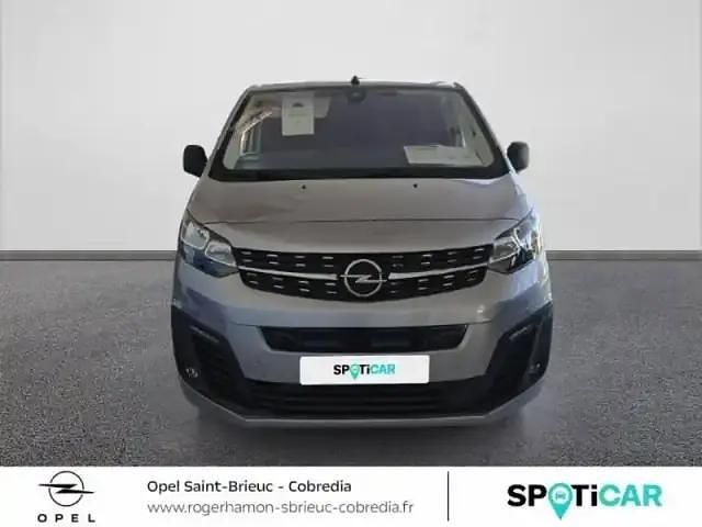 Occasion Opel Vivaro-e Combi 100 kW (136 ch) 2025 Gris acier métal Van