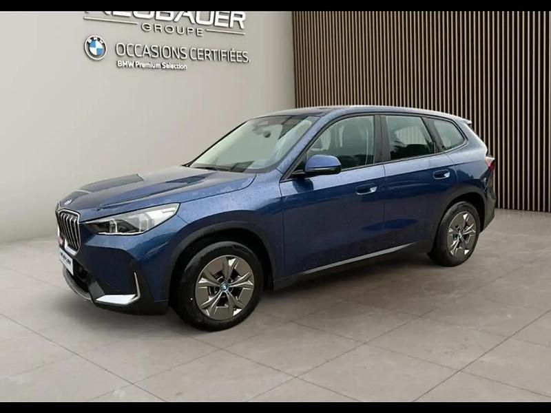 Bleu Utilisé 2024 BMW iX1 SUV | 41 990 € (Prix juste) - Image 1/4