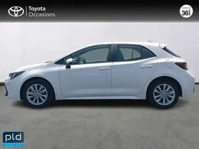 Occasion Toyota Corolla Business Edition 122 ch (89 kW) 2023 Blanc Berline