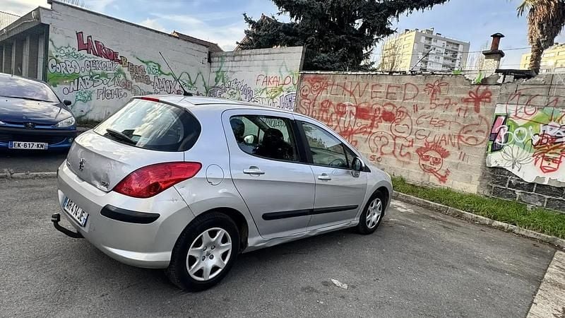 Occasion 2009 Peugeot 308 Berline | 2 450 € (Prix juste) - Image 1/4