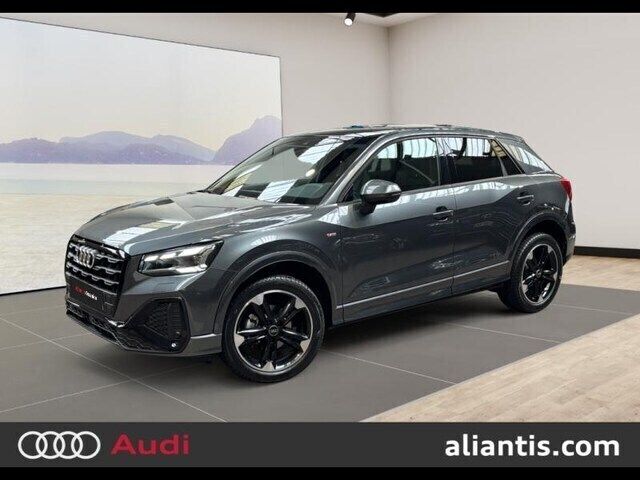 Gris daytona nacré Utilisé 2024 Audi Q2 S-Line SUV | 41 881 € - Image 1/4