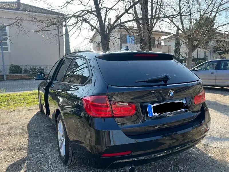 Noir Occasion 2012 BMW 320 M Sport Break | 8 950 € (Prix juste) - Image 1/4