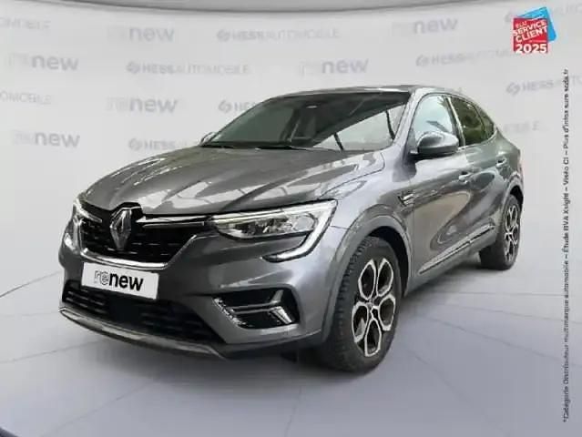 Gris métallique Utilisé 2023 Renault Arkana Techno SUV | 20 999 € (Prix juste) - Image 1/4