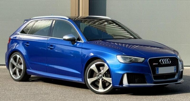 Bleu Utilisé 2015 Audi RS3 Sportback Citadine | 29 990 € - Image 1/4