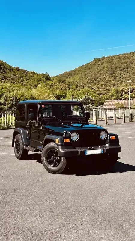 Utilisé 2006 Jeep Wrangler Sahara SUV | 29 499 € - Image 1/4