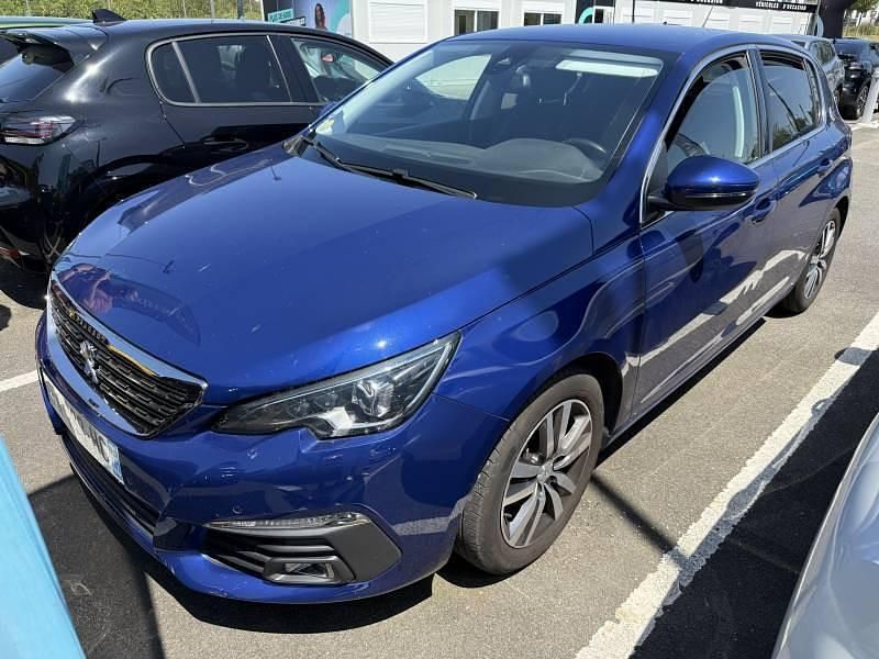 Utilisé 2020 Peugeot 308 Allure Berline | 15 290 € (Prix juste) - Image 1/4