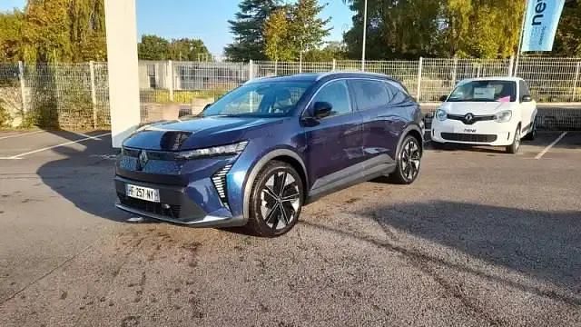 Bleu nocturne Occasion 2025 Renault Scenic E-Tech SUV | 45 490 € (Prix juste) - Image 1/4