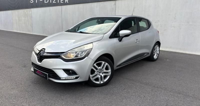 Gris Utilisé 2016 Renault Clio IV Zen Citadine | 7 990 € (Bon prix) - Image 1/4