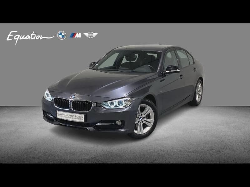 Mineralgrau Utilisé 2012 BMW 320 Sport Line Berline | 17 490 € (Prix assez cher) - Image 1/4