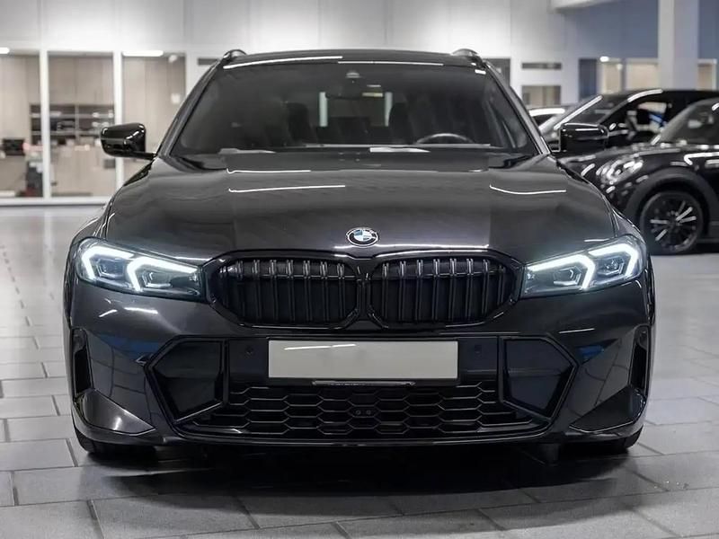Noir Occasion 2023 BMW 330 M Sport Break | 39 990 € (Prix juste) - Image 1/4