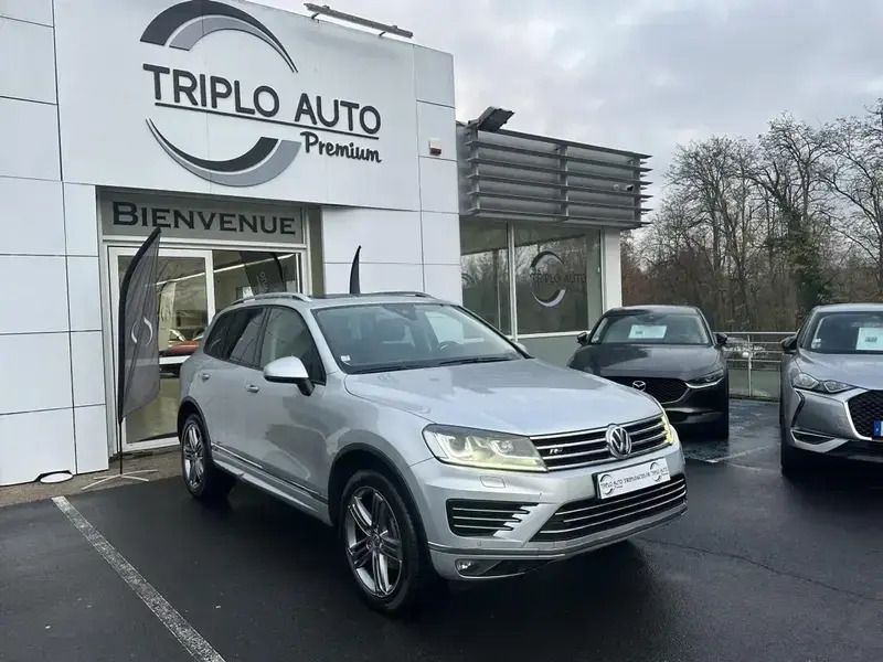 Gris Utilisé 2017 VW Touareg SUV | 30 990 € (Prix assez cher) - Image 1/4