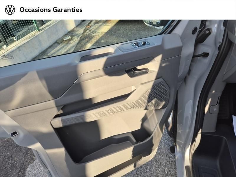 Occasion VW Caravelle Life 150 ch (110 kW) 2025 Stone grey Monospace