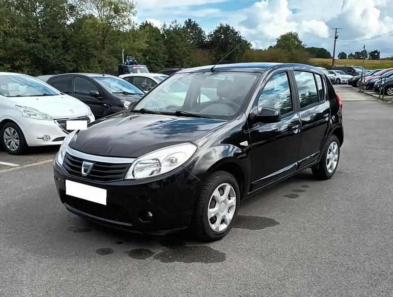 Noir Utilisé 2012 Dacia Sandero Lauréate Citadine | 6 200 € - Image 1/4
