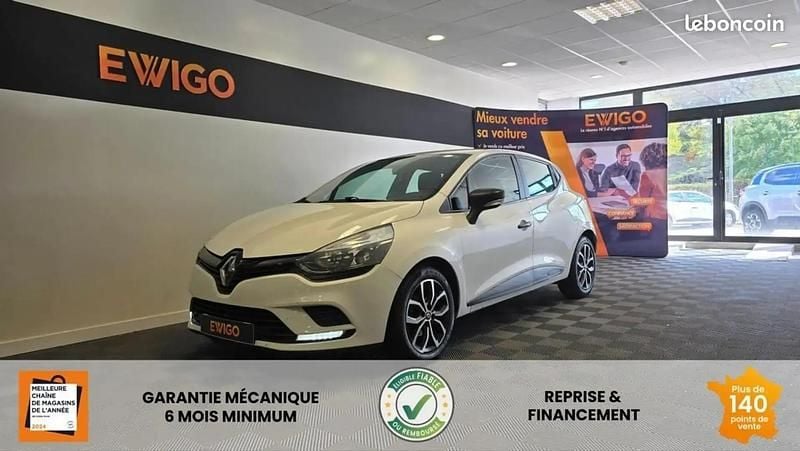 Blanc Utilisé 2019 Renault Clio IV Business Berline | 9 989 € (Prix juste) - Image 1/4