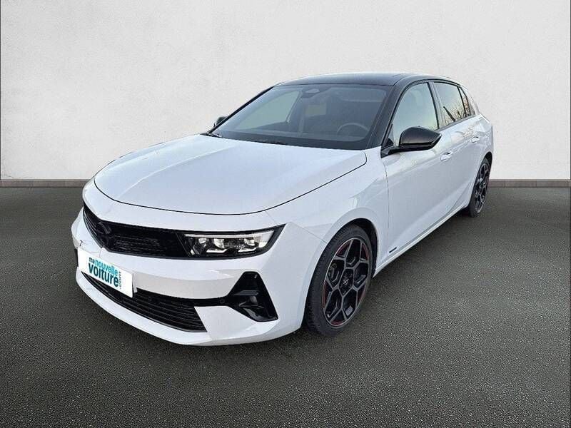 Blanc Utilisé 2023 Opel Astra Berline | 26 990 € (Bon prix) - Image 1/3