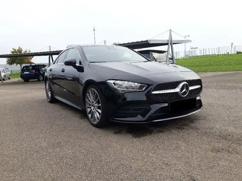 Noir Utilisé 2019 Mercedes CLA180 AMG line Berline | 27 500 € (Prix cher) - Image 1/4