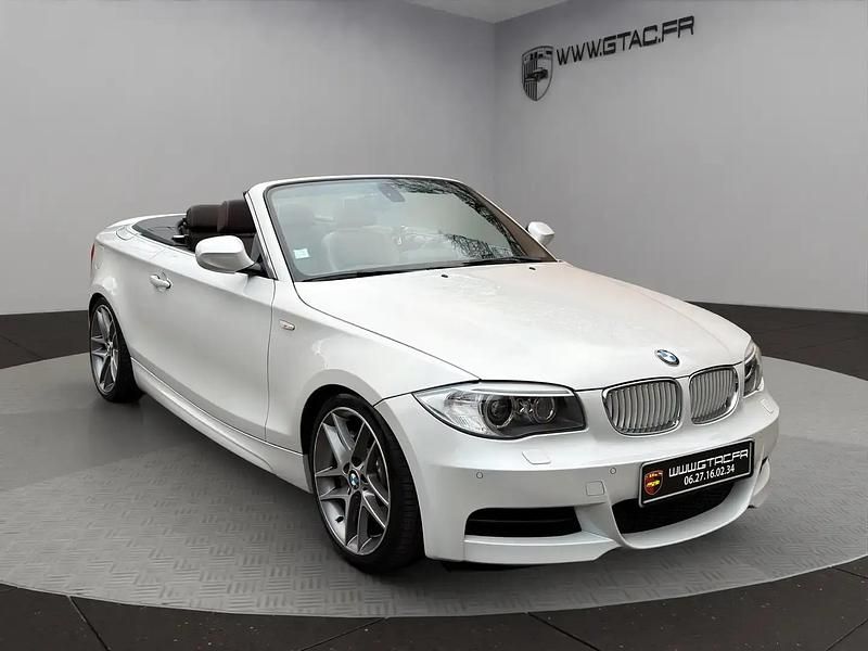 Blanc Occasion 2013 BMW 135 Cabriolet Lifestyle Cabriolet | 30 990 € - Image 1/4