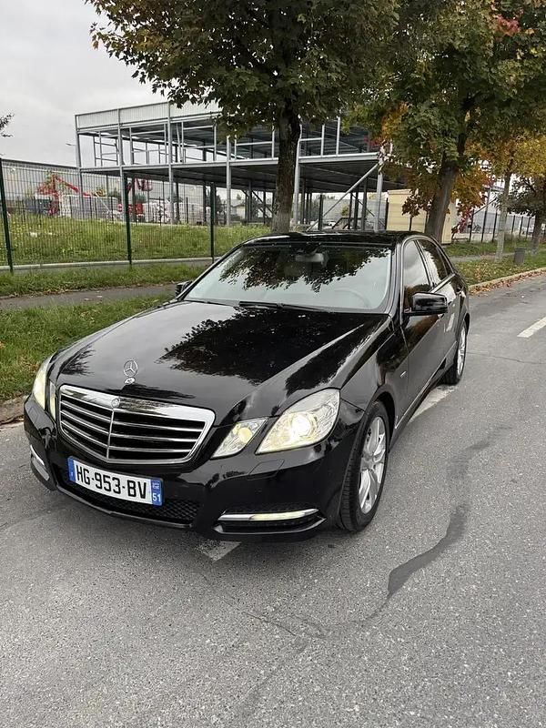 Utilisé 2010 Mercedes E350 Avantgarde Berline | 16 900 € - Image 1/4