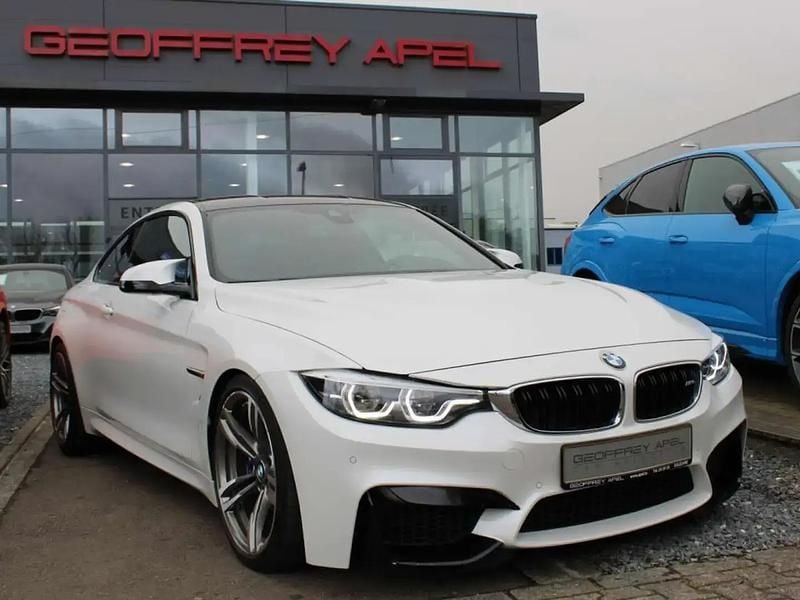 Blanc Occasion 2019 BMW M4 Sport Line Coupé | 54 900 € (Prix juste) - Image 1/4