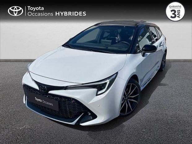 Blanc Utilisé 2023 Toyota Corolla Sport | 34 890 € - Image 1/4