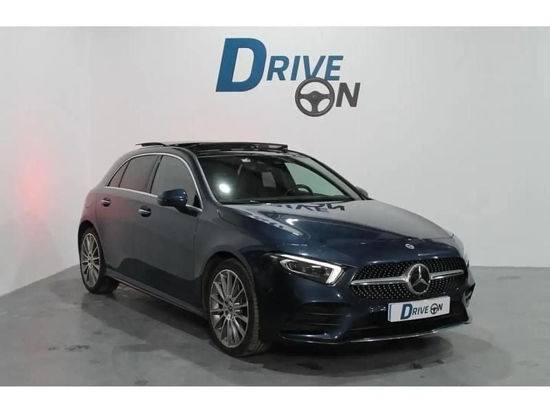 Occasion Mercedes A250 AMG line 160 ch (117 kW) 2022 Bleu Berline
