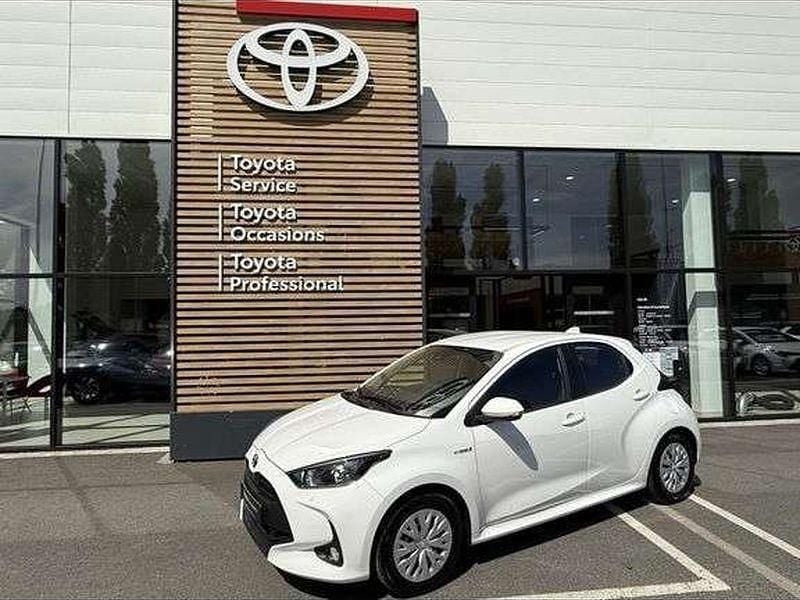 Utilisé 2020 Toyota Yaris Hybrid Business Edition Berline | 17 480 € (Prix juste) - Image 1/1
